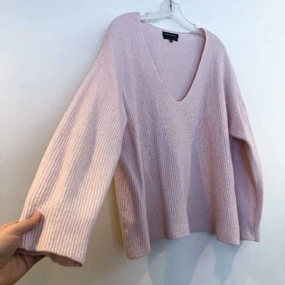 Something Navy Acrylic Nylon Wool Knit Pink V Neck Casual Oversized Sweater M - Picture 2 of 6
